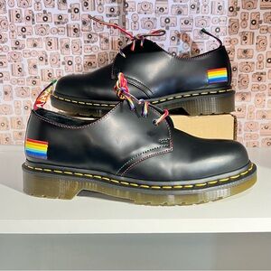 Dr. Martens Black Leather Men's Shoes